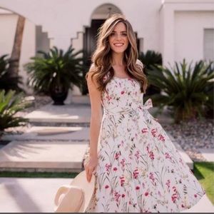 NWOT Gal Meets Glam Petal Dress